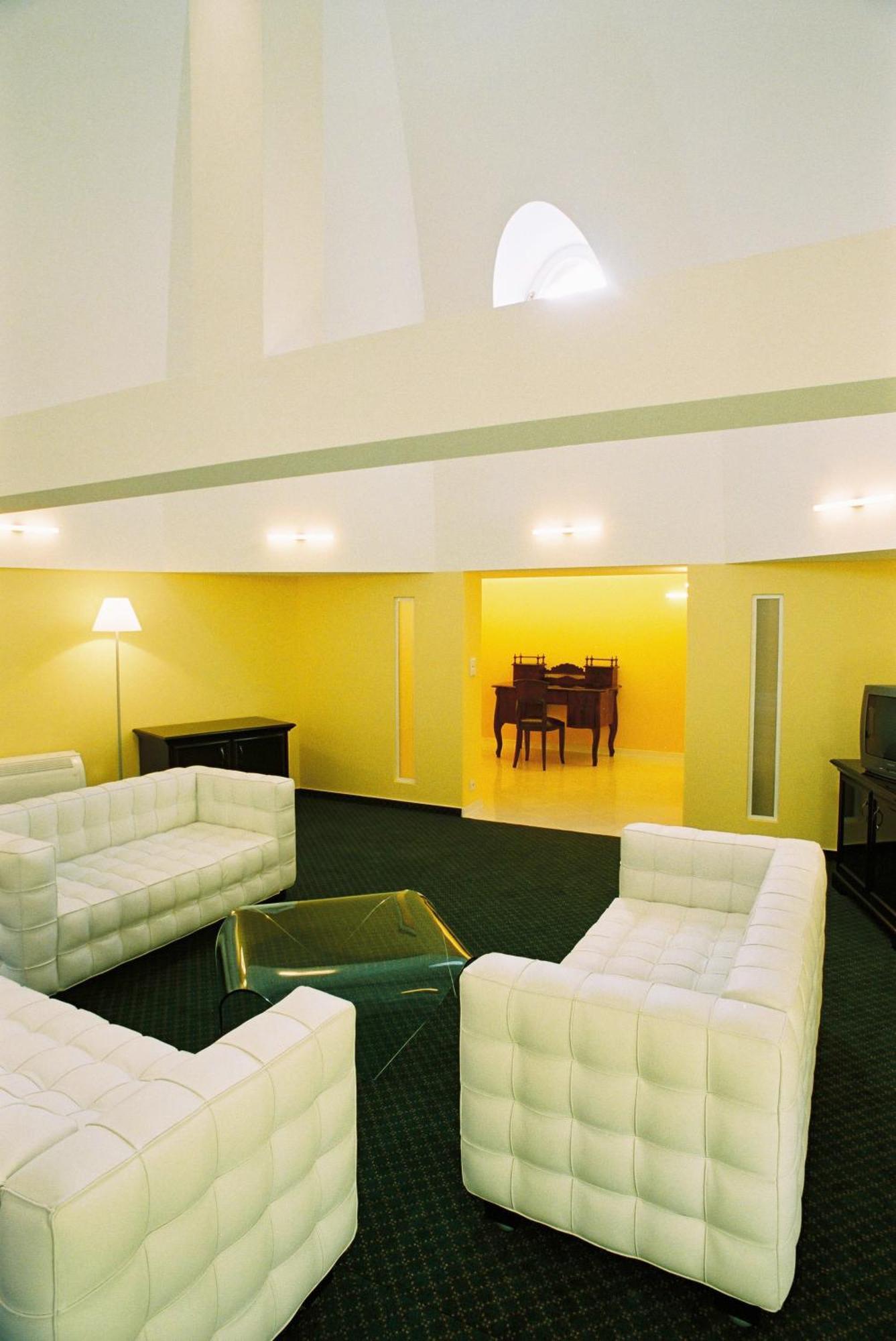 Park Hotel Tartuf Beladice Luaran gambar
