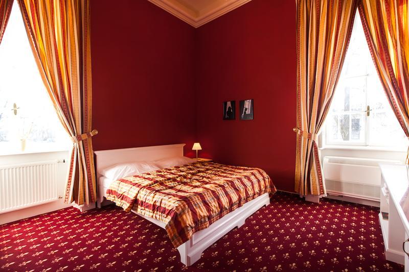 Park Hotel Tartuf Beladice Luaran gambar